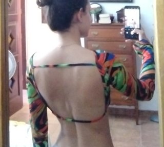 Crop top manga larga estampado
