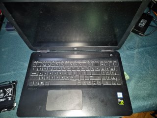 HP Pavilion 15 bc-450ns Negro gtx1050