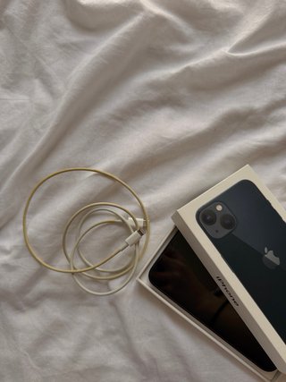 iPhone 13 Midnight 128GB