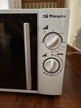 Microondas blanco Chegazo