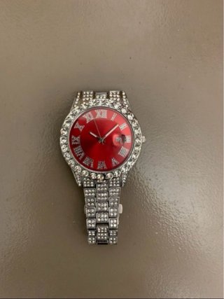 Reloj de Lujo con Cristales y Esfera Roja