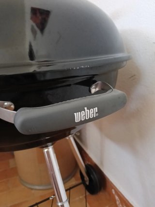 Barbecue a carbonella Weber