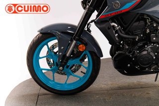 YAMAHA MT 03