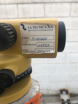 Nivel Óptico AT-22A Beijing Topcon