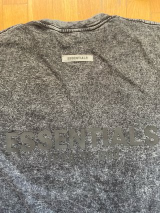 Camiseta Essentials Fear of God Negra