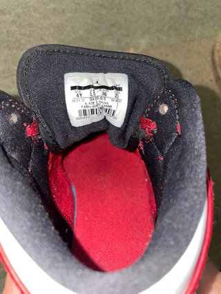 Air Jordan 1 Mid Chicago Rojo Blanco