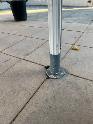 Sombrilla XXL 4x4 con manivela y soporte