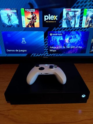 Xbox One X Negra