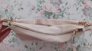 Borsa a tracolla bianca e rosa
