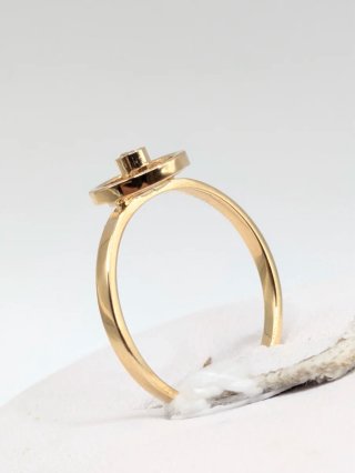 Anillo Oro 18k con Diamante