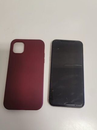 iPhone 11 128GB con funda y cargador original