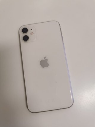 iPhone 11 128GB con funda y cargador original