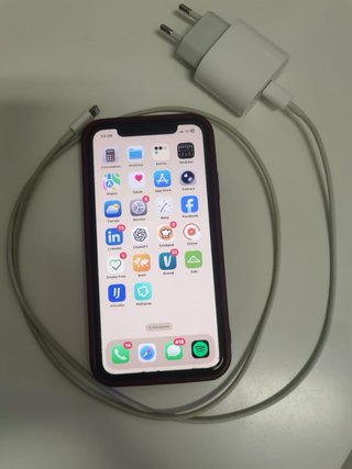 iPhone 11 128GB con funda y cargador original