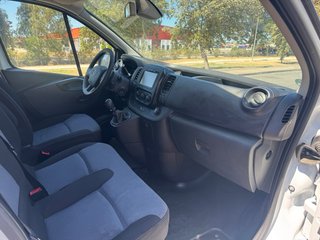 Opel Vivaro 2017 9 plazas, 185000 km