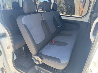 Opel Vivaro 2017 9 plazas, 185000 km