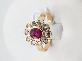 Anillo Oro 18k Rubí y Diamantes