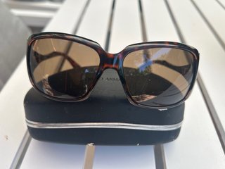 Gafas de sol Emporio Armani GA651/S originales.