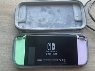 Nintendo Switch V2 512GB + Accesorios + Funda