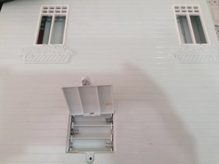 Casita de muñecas con accesorios