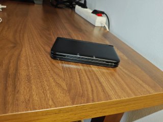 Nintendo 3ds XL+cargador,lápiz, sd 32gb con juegos