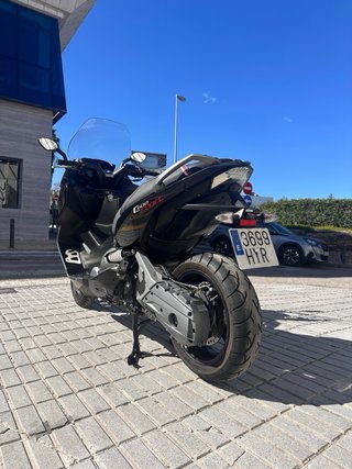 BMW C600 Sport Maxi Scooter Negra/Gris