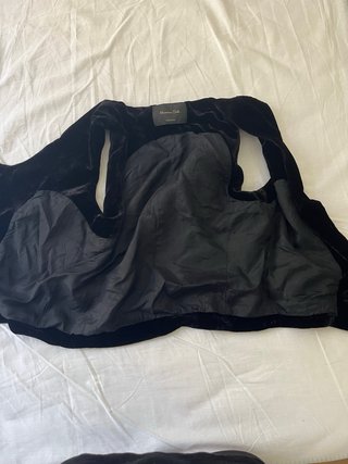Chaleco de terciopelo negro Massimo Dutti
