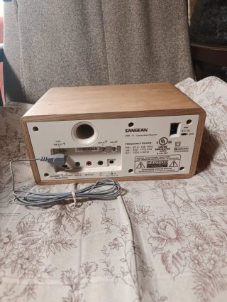 Radio transistor sobremesa Sangean WR-11