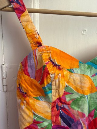 Mono corto estampado tropical