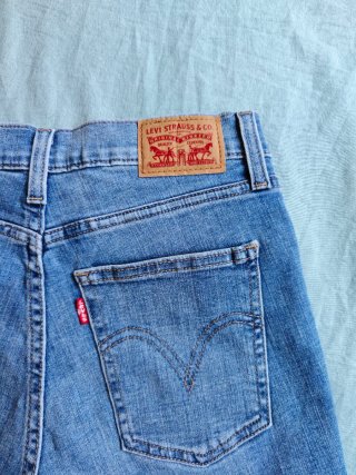 Shorts vaqueros Levis mujer
