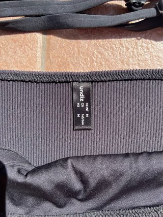 Bikini a fascia Undiz nero a coste Tg. M/L