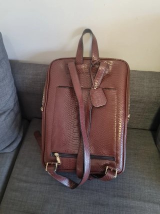 mochila para ordenador de la marca Parfois