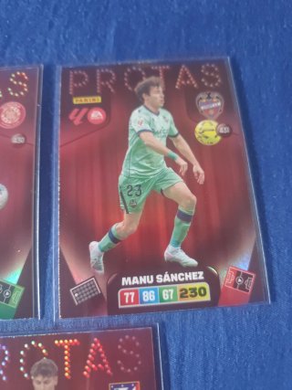 Pack 5 cromos Panini Adrenalyn Protás