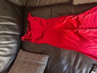 Vestido rojo elegante de fiesta
