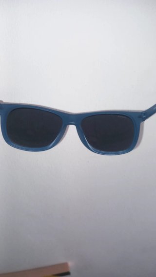 Gafas de sol azules