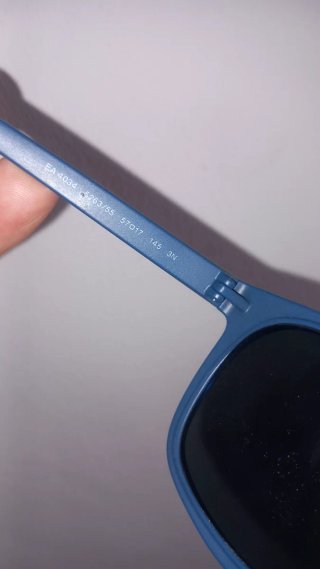 Gafas de sol azules