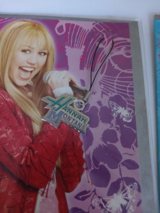 Pack 3 Tarjetas Hannah Montana con Colgante