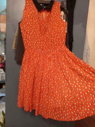 Vestido vintage naranja lunares