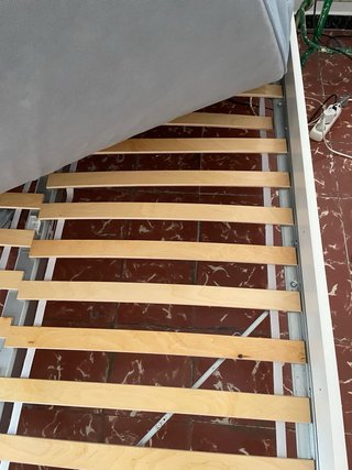 Colchón 1.40x2.00 y estructura cama