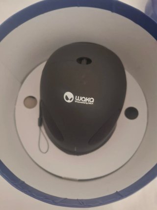 Altavoz Bera azul y blanco