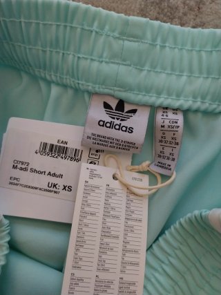Shorts Adidas Satinados