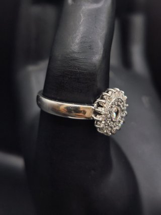Anillo Halo de Diamantes y Oro 18k 7.18GR T18