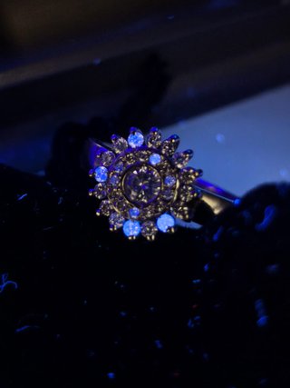 Anillo Halo de Diamantes y Oro 18k 7.18GR T18