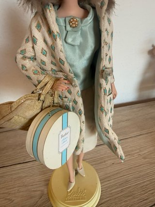 Barbie Silkstone Continental Holiday Mattel 2000