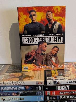 Lote 17 Estuches DVD - 18 Pelis de Cine