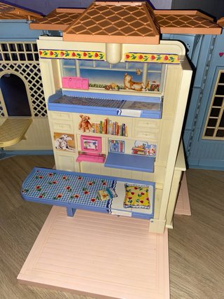 Casa de muñecas plegable