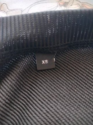 Sudadera negra