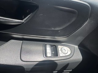 Mercedes-Benz Vito 119 Largo 190 CV 4+4