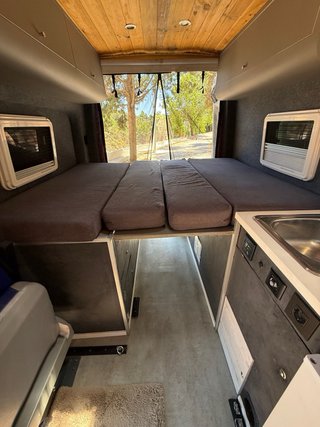 Mercedes-Benz Sprinter camper