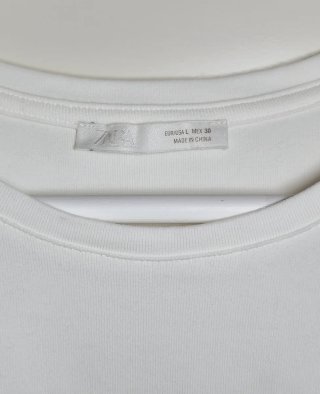 Camiseta blanca Zara talla L