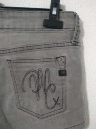 Pantalón corto Mónica y Penélope Cruz by Mango